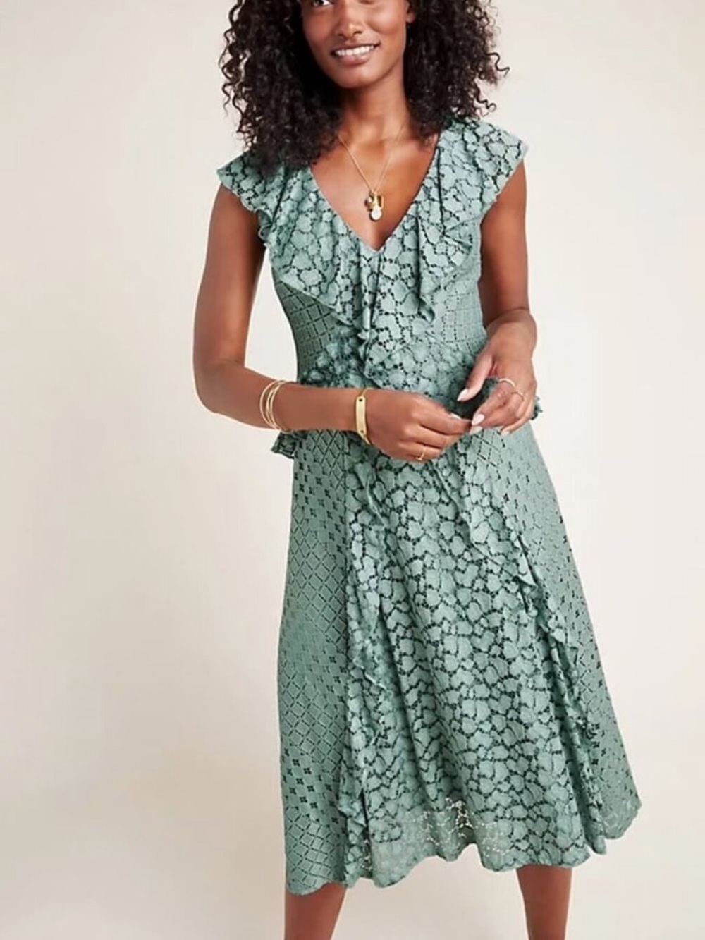 NWT Anthropologie size 2 Antionette ruffled midi dress in sage green